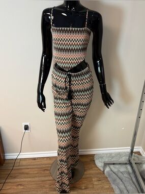 Boho Zig Zag 2 Piece Set Sz Medium Crop Top High Waisted Pants Retro loungewear